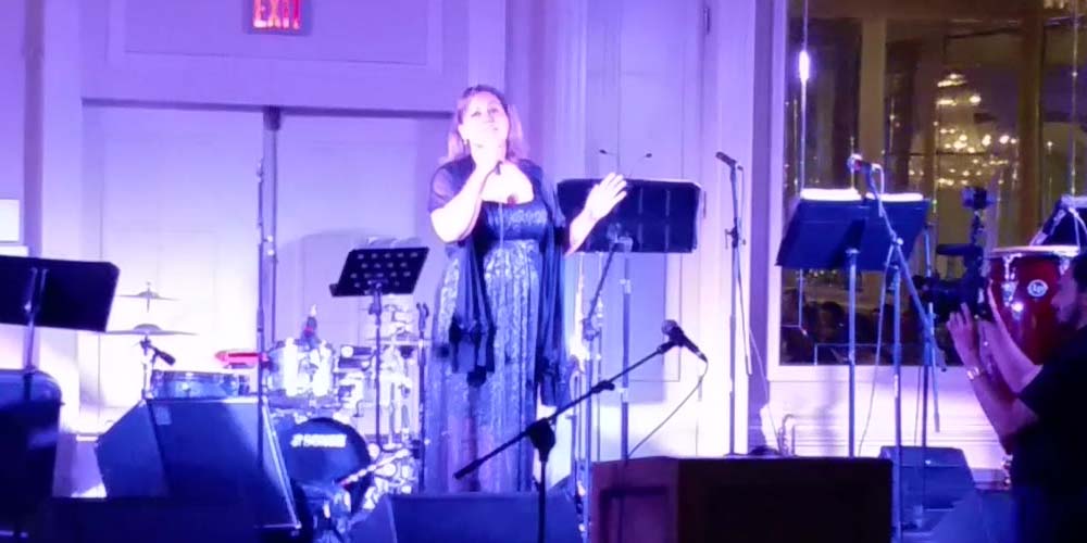 Elizabeth Benitez Encore un soir